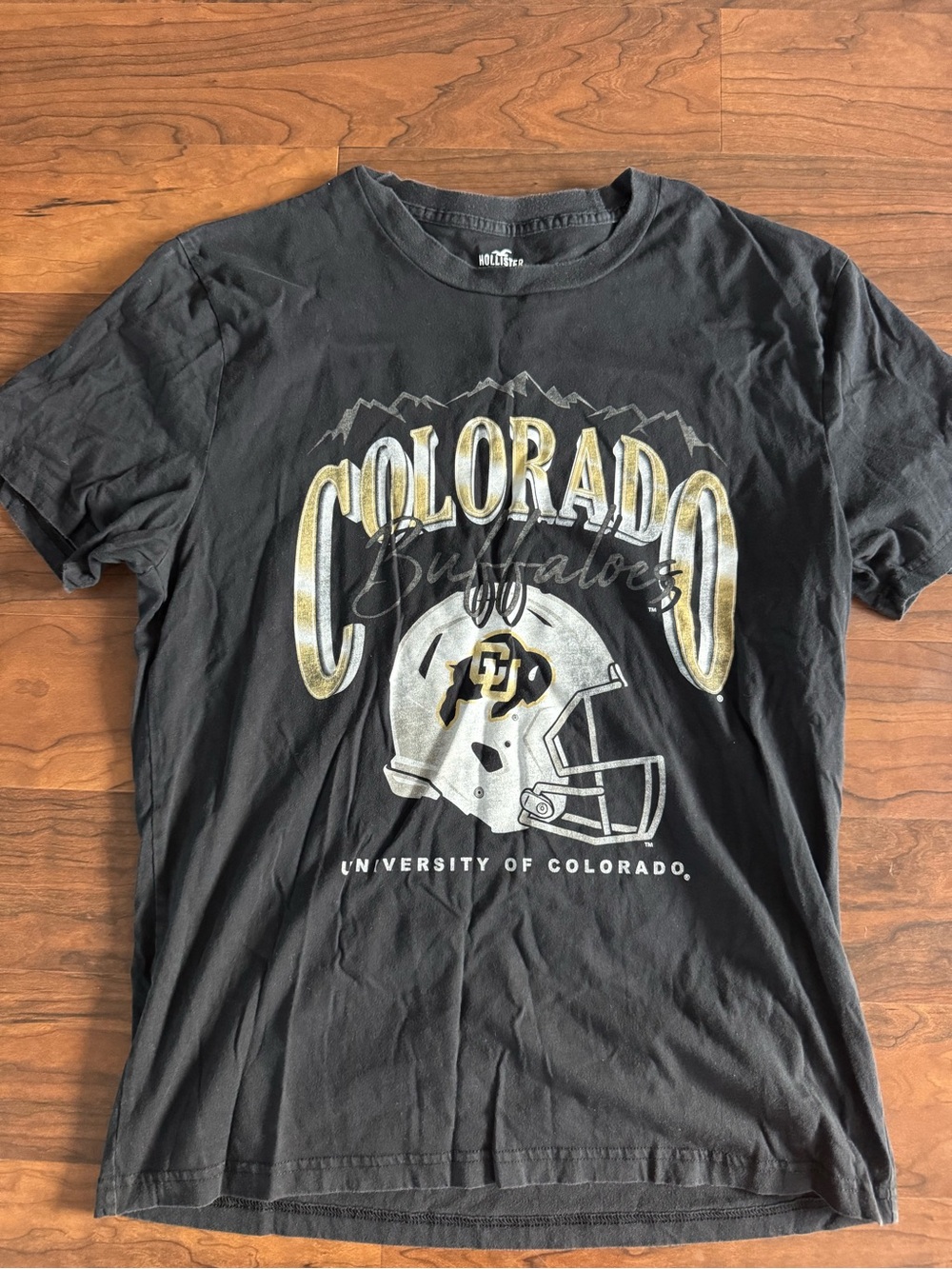 Hollister Black Colorado Graphic Short Sleeve Tee